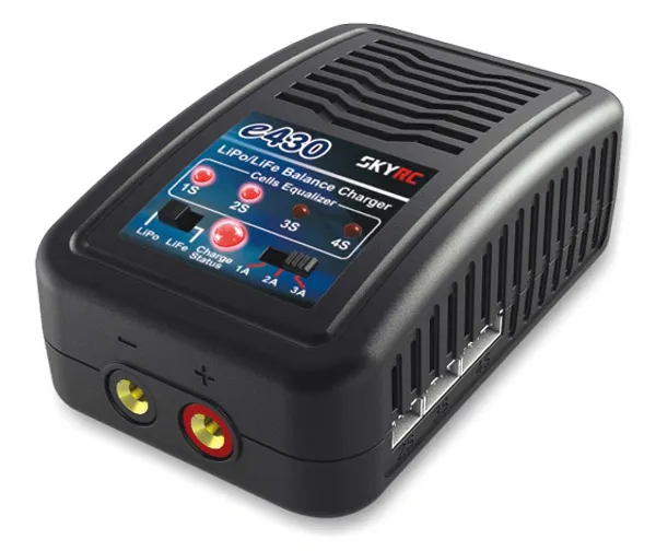 Hovedbilde SkyRC e430 LiPo/LiFe 2-4S 1-3A